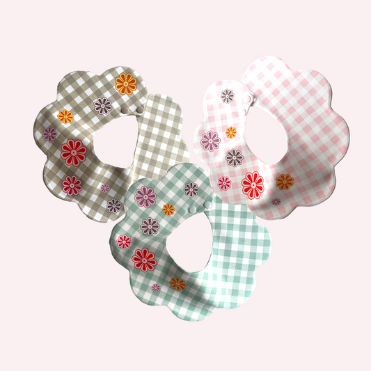 Bloomie Petal Bib