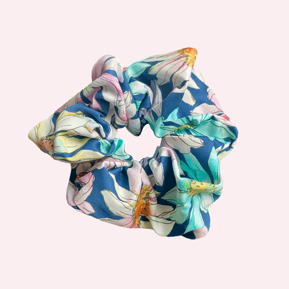 Blossom Twist Scrunchie - Lalunathepanda