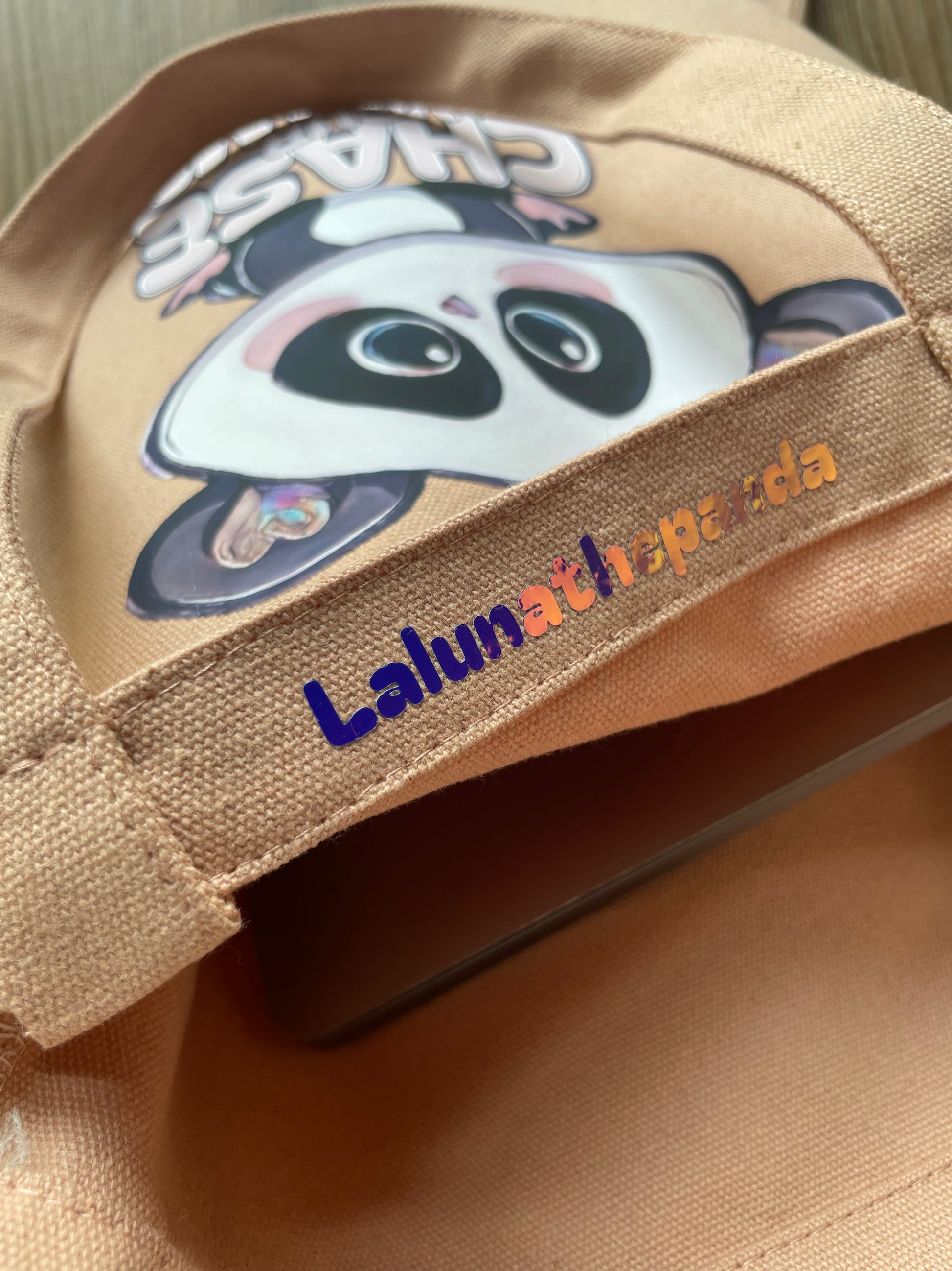 Chase Your Dreams Tote - Lalunathepanda